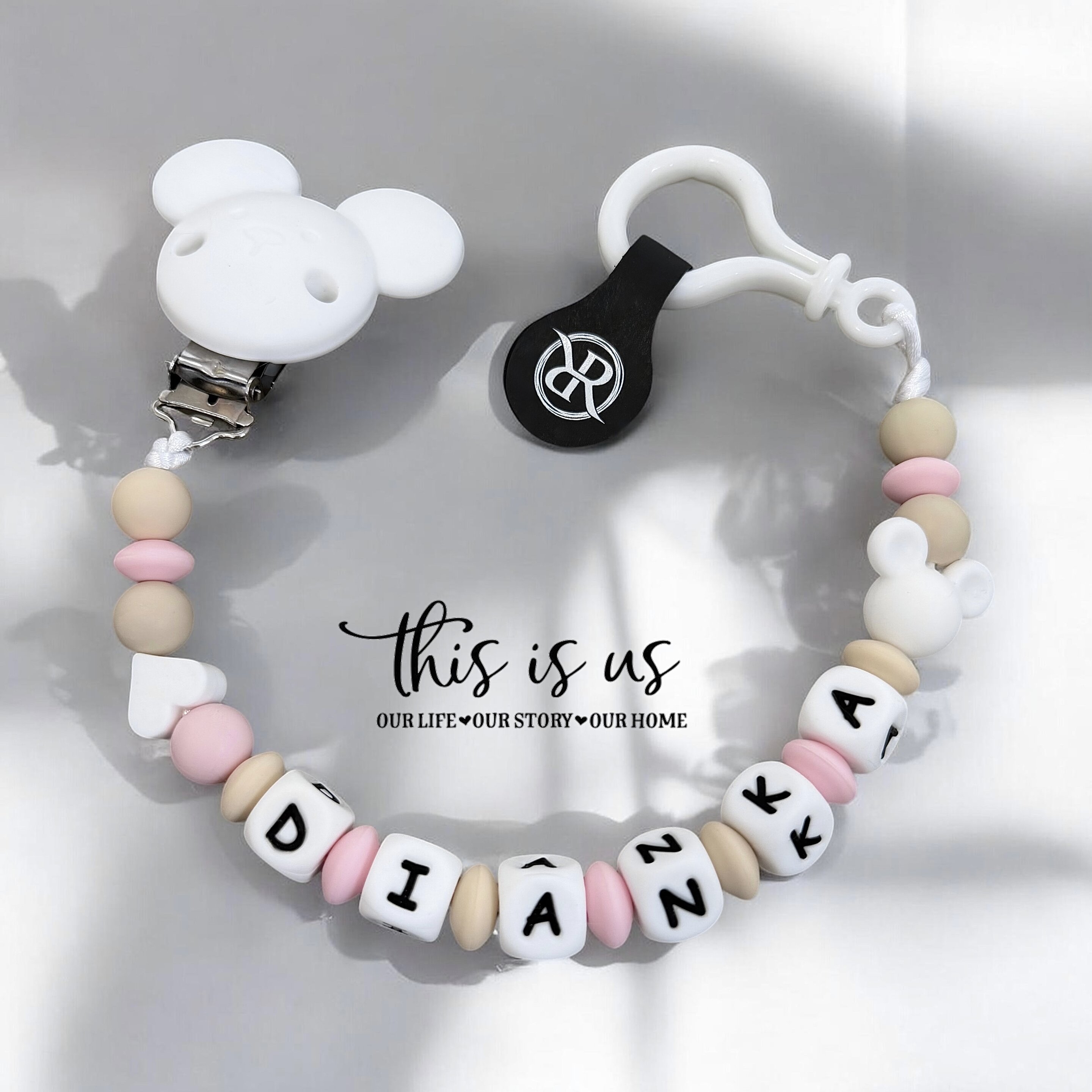 Celosilikónová retiazka na cumlík mickey