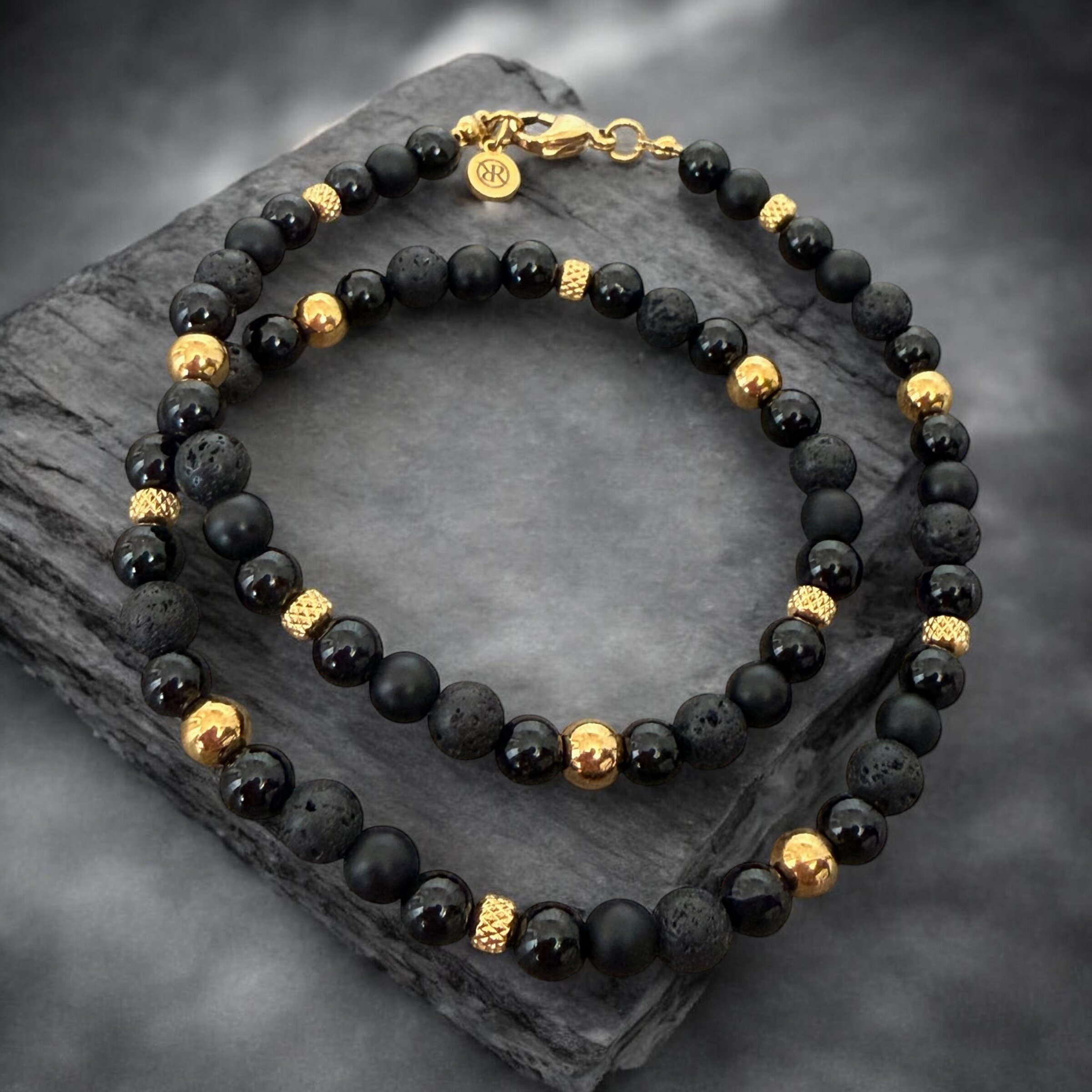 Náhrdelník na zapínanie z prírodných kameňov Loyd