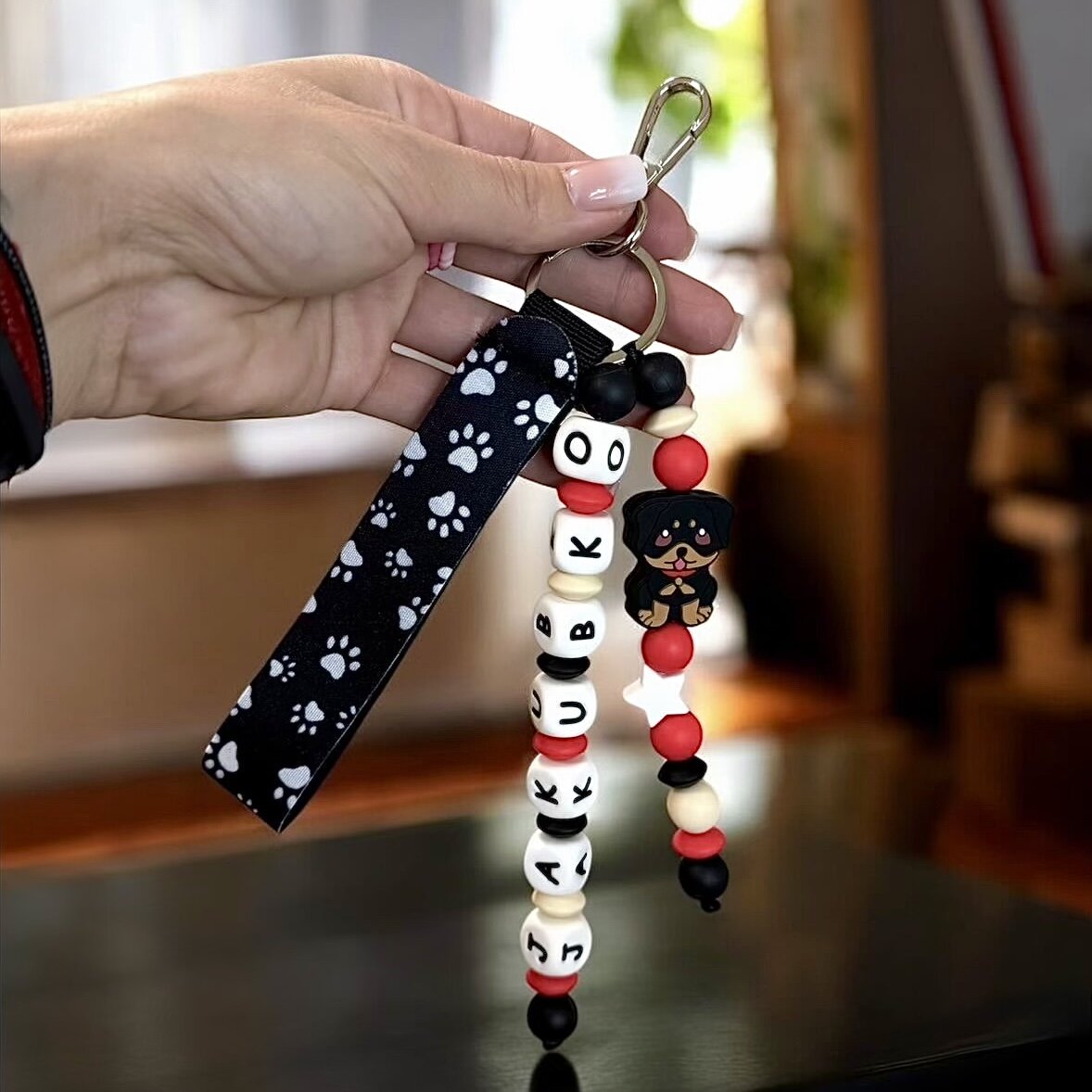 Personalizovaný prívesok-kľúčenka s Rottweilerom s menom podľa vlastného želania